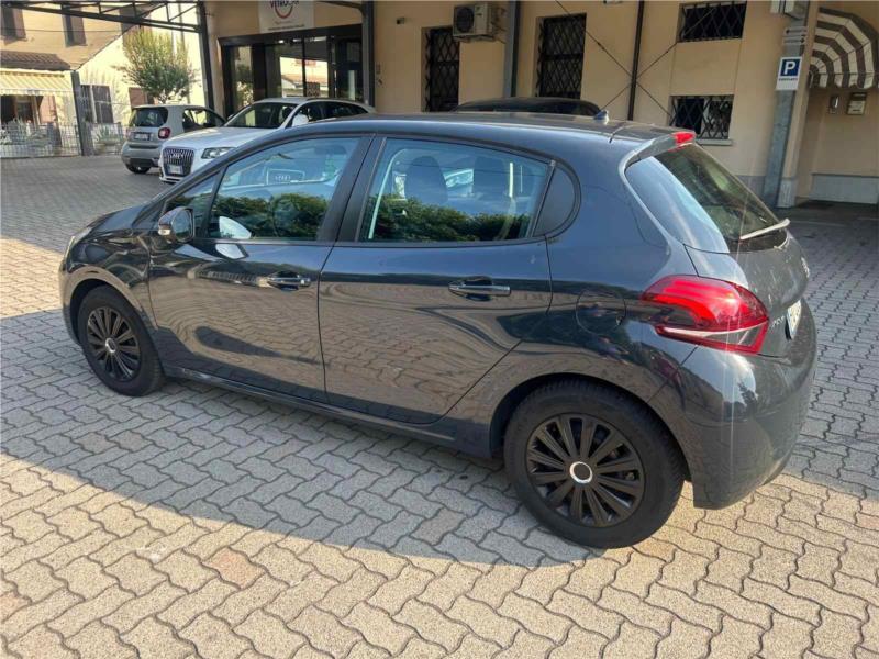 PEUGEOT, 208 PureTech 68 5 porte OK NEOPATENTATO