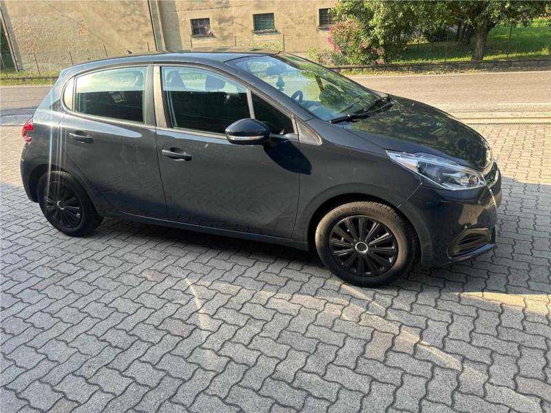 PEUGEOT, 208 PureTech 68 5 porte OK NEOPATENTATO