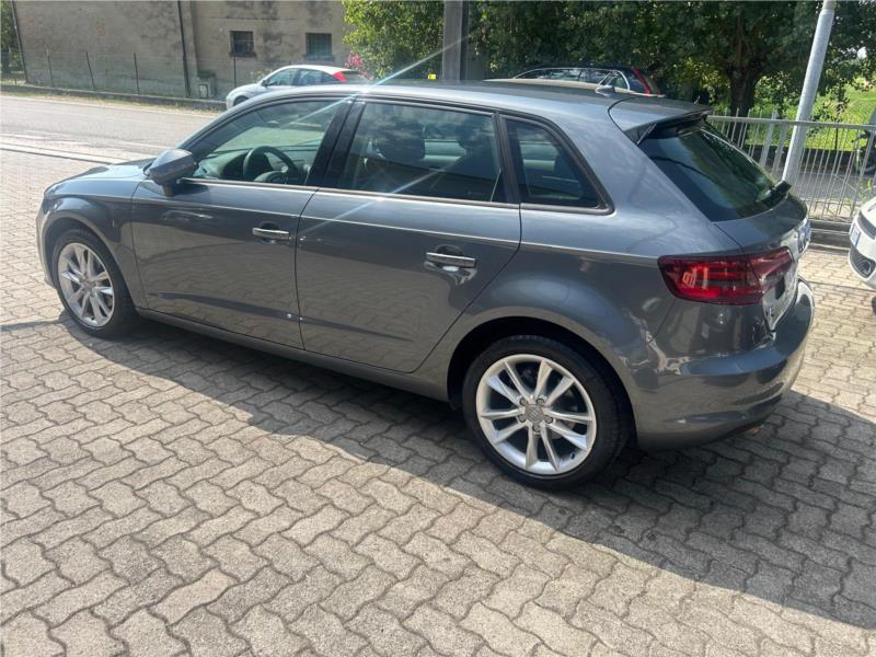 AUDI, A3 SPB 1.6 TDI NAVI PDC