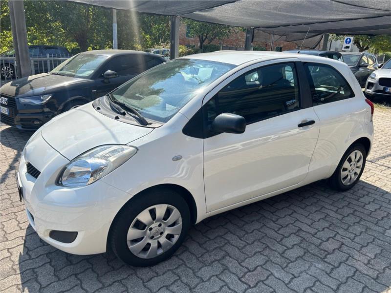 TOYOTA, YARIS 1.0 3 porte OK NEOPATENTATI