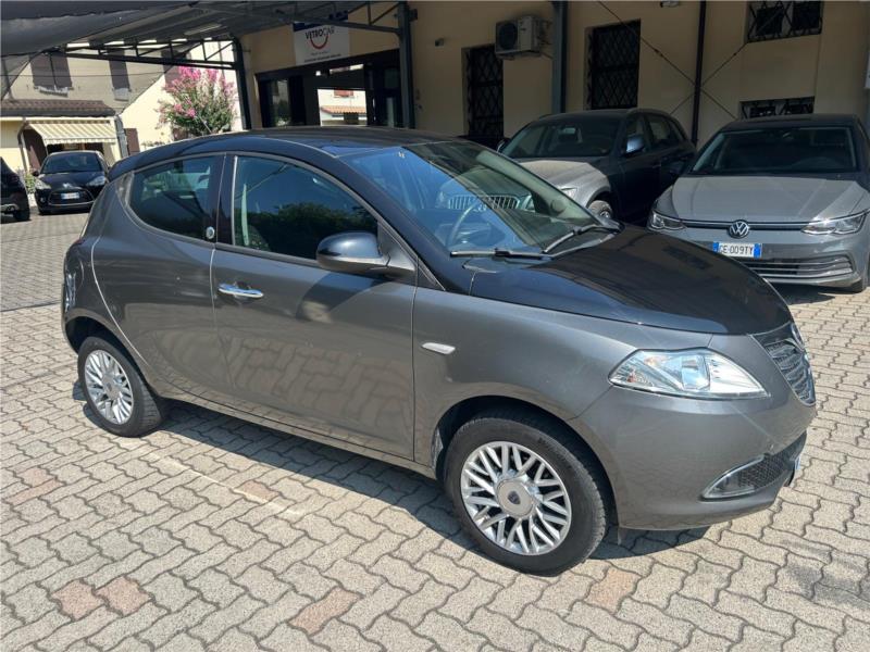 LANCIA, YPSILON 0.9 TwinAir 85 CV 5 porte Metano OK NEOPATENATO