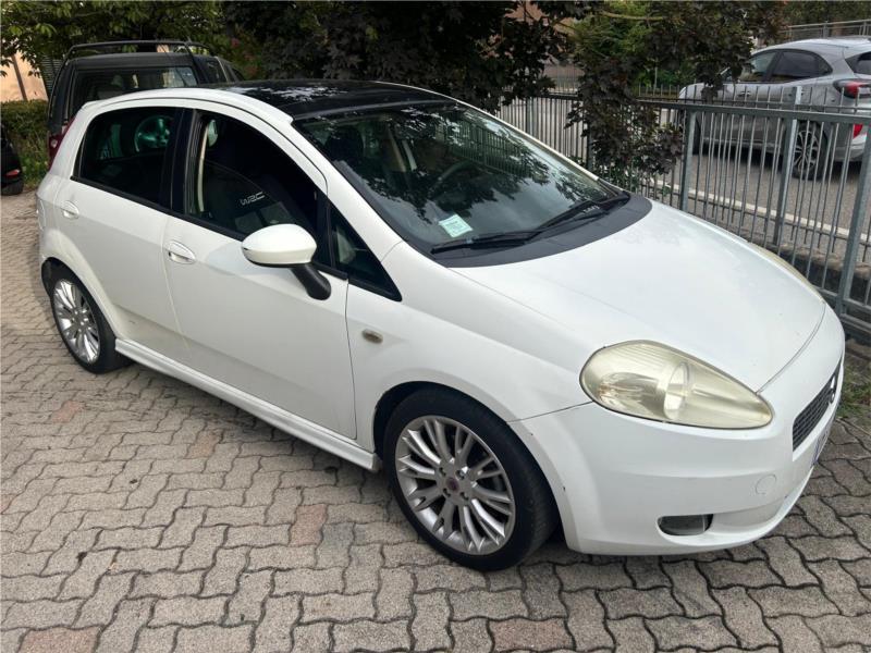 FIAT, PUNTO 1.3 MJT 5 porte Dynamic PANORAMA OK NEOPATENTATI