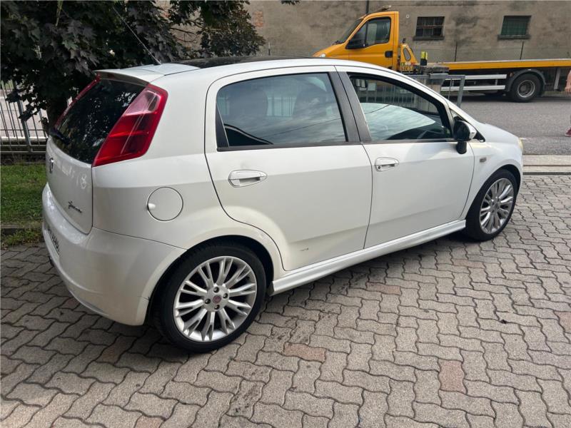 FIAT, PUNTO 1.3 MJT 5 porte Dynamic PANORAMA OK NEOPATENTATI