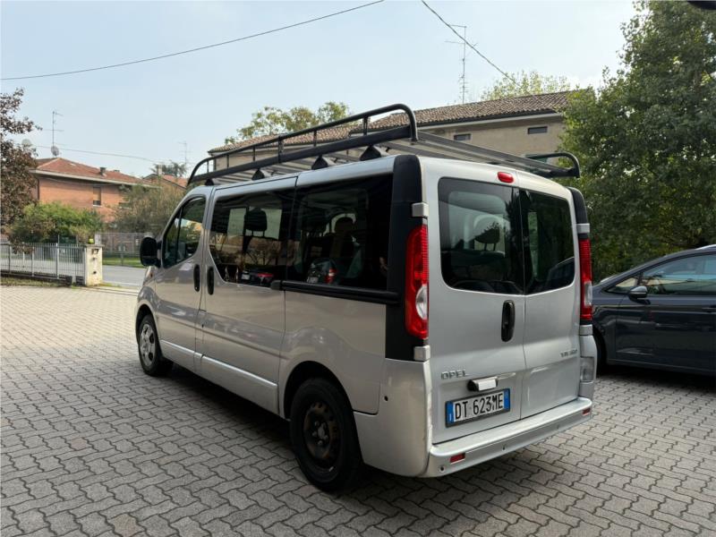 OPEL, VIVARO 27 2.0i PC-TN Combi 9 posti GPL 