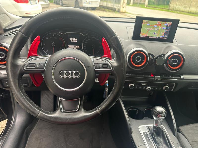 AUDI, A3 2.0 TDI S tronic Ambition NAVI PDC