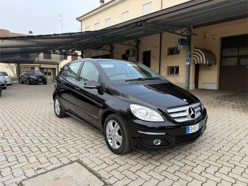 MERCEDES, B 180 CDI PREMIUM