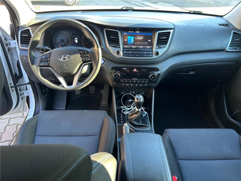 HYUNDAI, TUCSON 1.7 CRDi Sound Edition