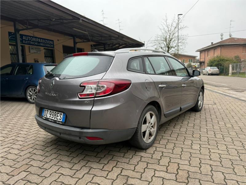 Renault, MEGANE Mégane 1.5 dCi 110CV SporTour Luxe OK NEOPATENTATO