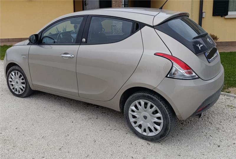 LANCIA, YPSILON 1.2 69 CV 5 porte GPL Ecochic OK NEOPATENTATI