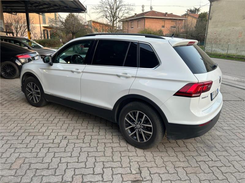 VOLKSWAGEN, TIGUAN 1.6 TDI SCR Business BlueMotion Technology